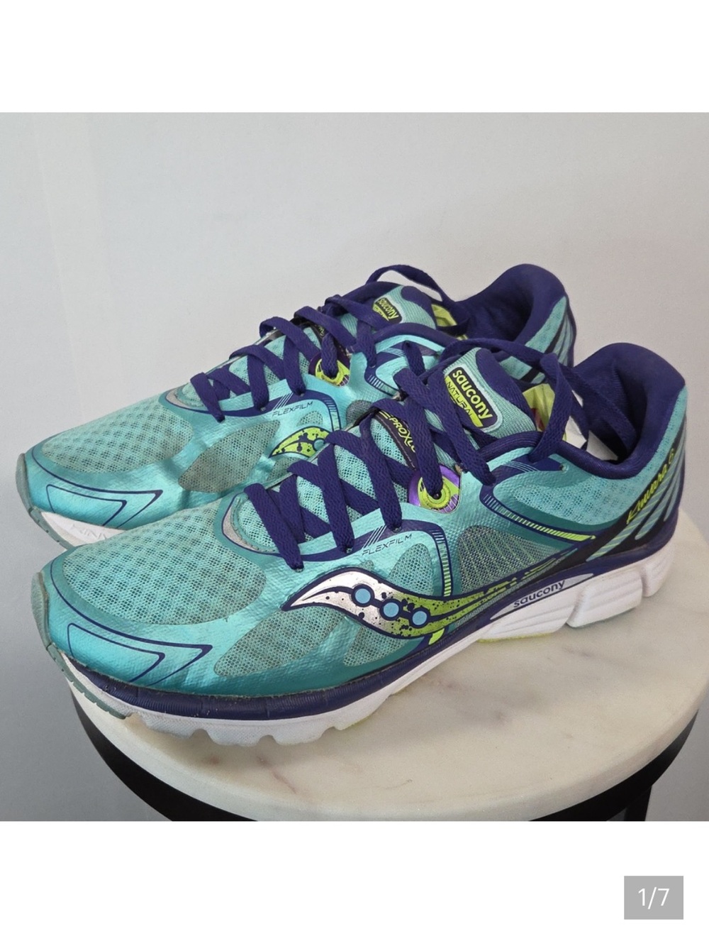 Saucony Women's Athletic Shoes Size 11